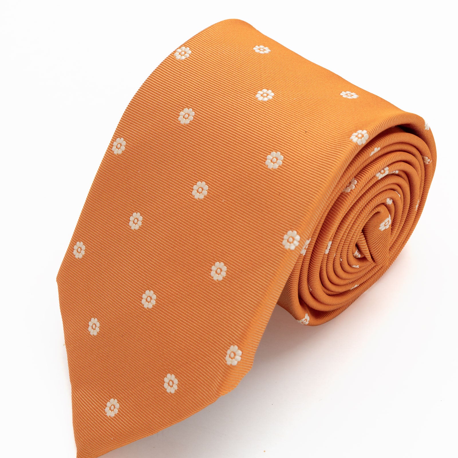 CORBATA NARANJA CON FLORES BLANCAS