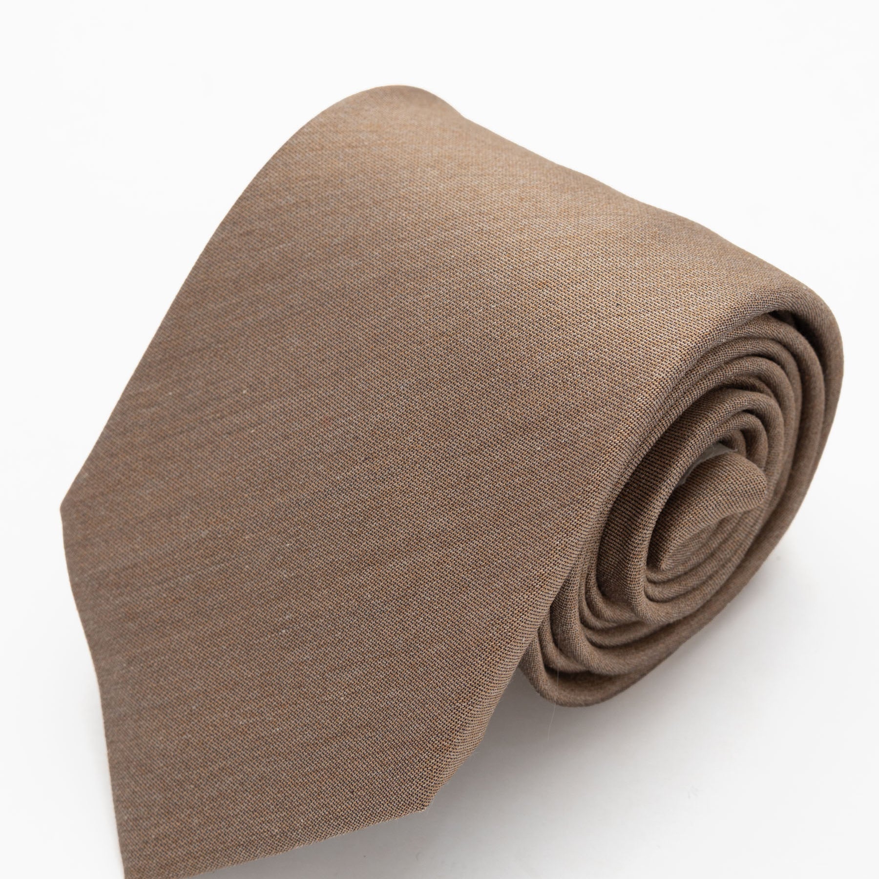 CORBATA MARRON CLARO CON LINEAS A TONO