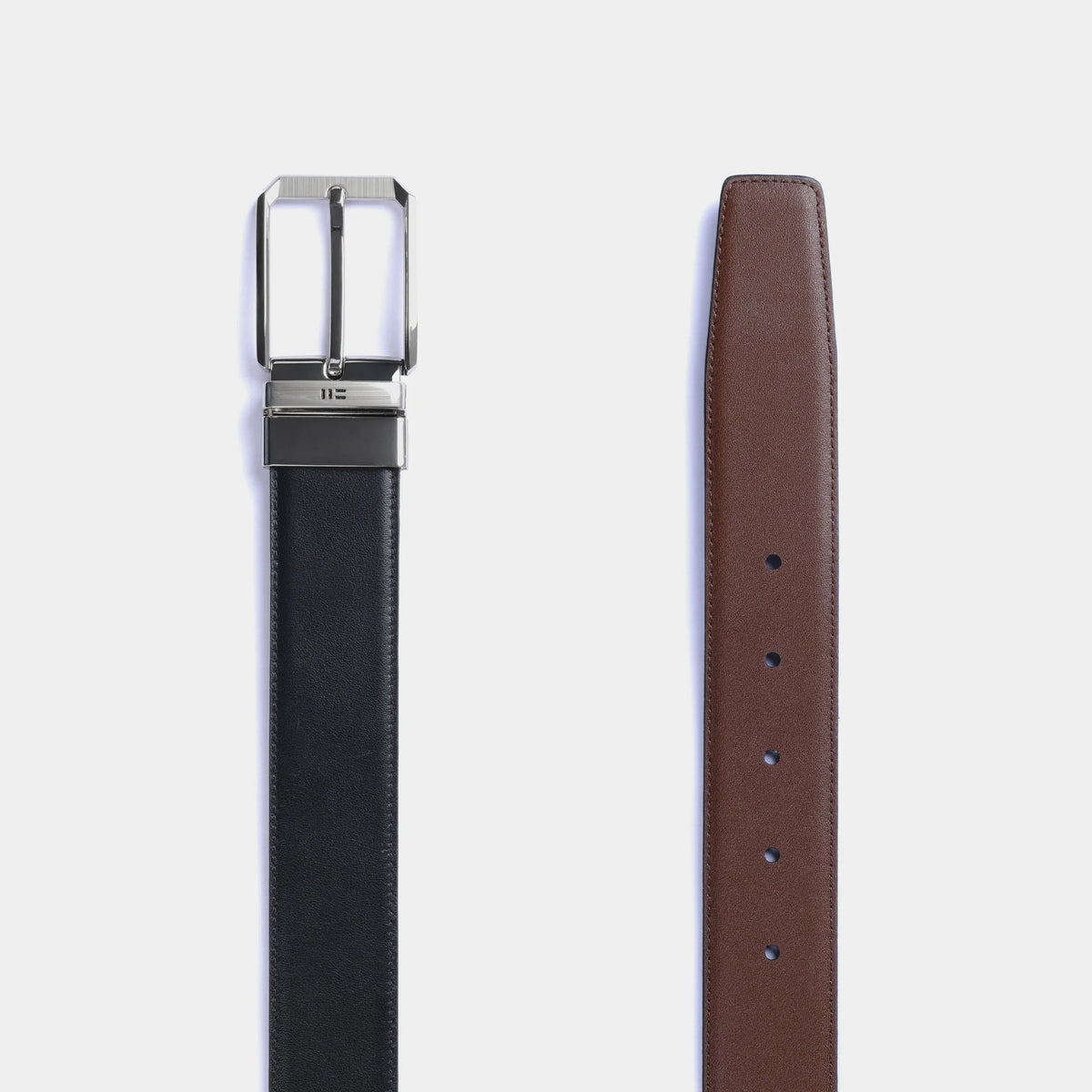 Correa De Cuero Reversible Negro-Marrón Oscuro