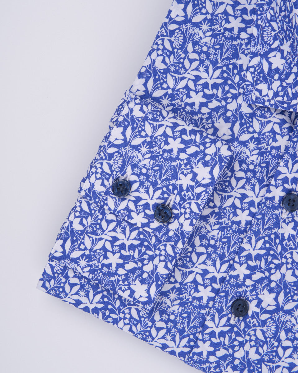 Camisa Casual Estampada - Azulino con Detalles de Flores