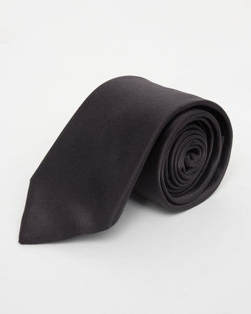 CORBATA COLOR NEGRO LISO