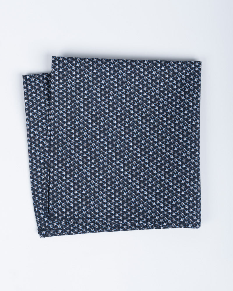 Pañuelo de Algodón - Azul con diseño de flores pequeñas