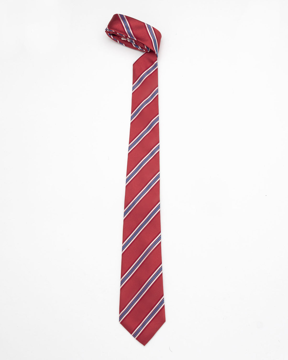CORBATA ROJO CON LINEAS AZULINO Y GRIS CLARO