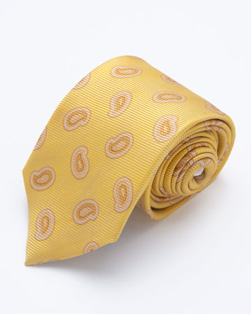 CORBATA AMARILLO CON DISEÑO PAISLEY EN TONOS AMARILLO OSCURO