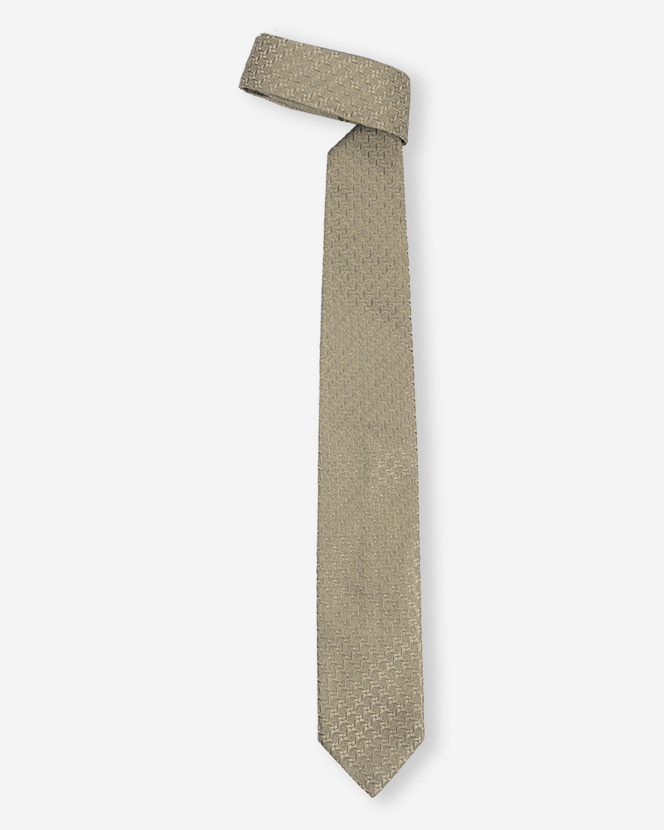 Red Background Tie