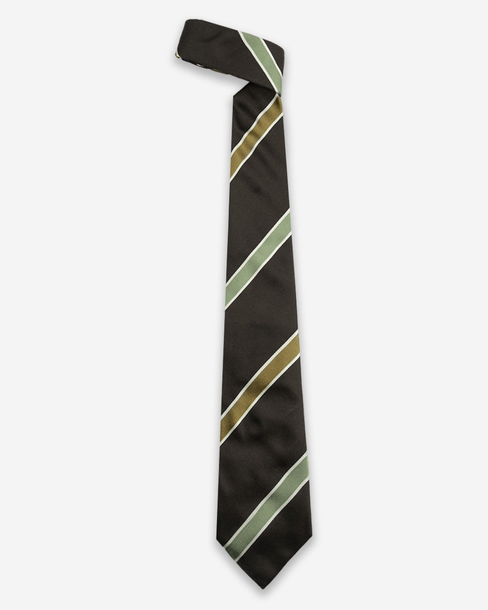 Red Background Tie