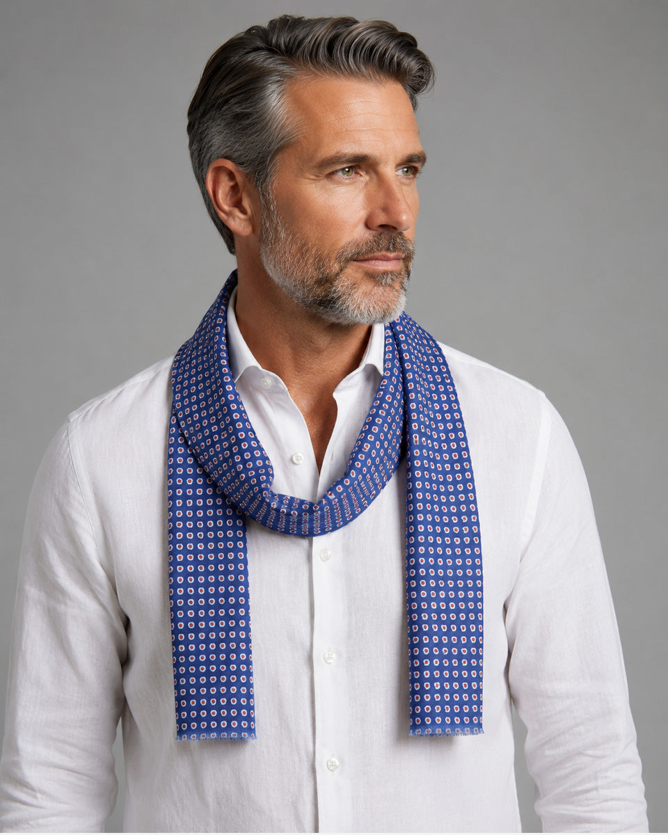Bufanda - Foulard Color Azul con Microdiseño Naranja