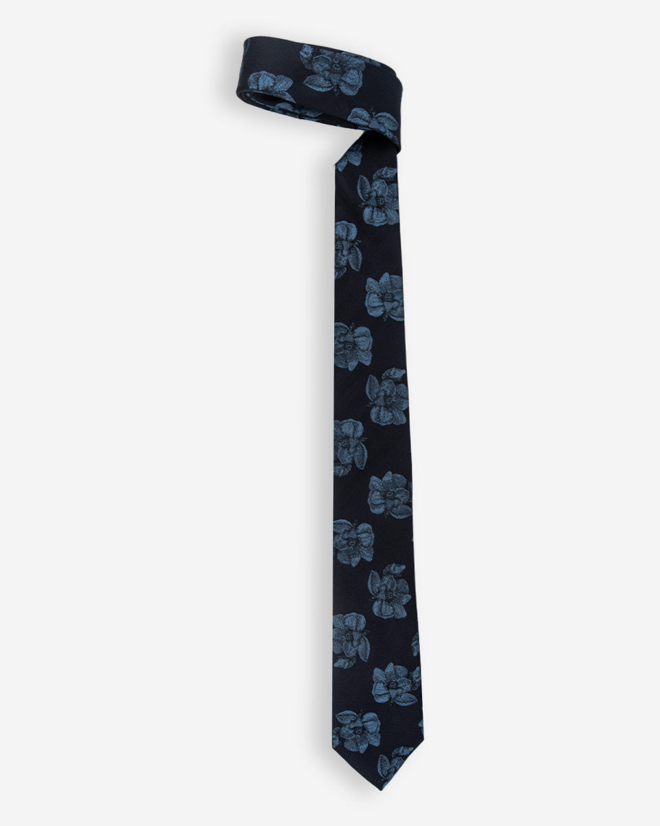 Corbata Azul con Diseño de Flores Celestes
