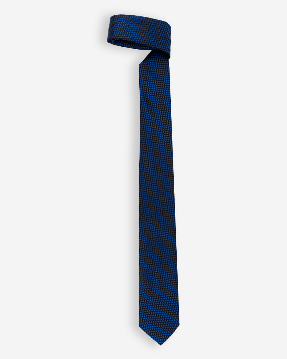 Corbata Color Azul Eléctrico con Relieve Geométrico