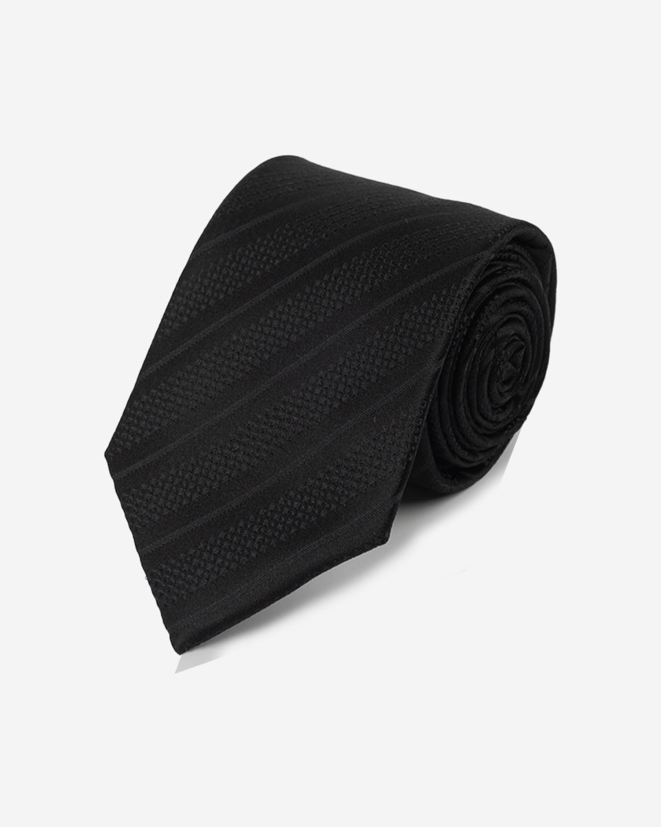 Corbata Color Negra con Rombos y Líneas