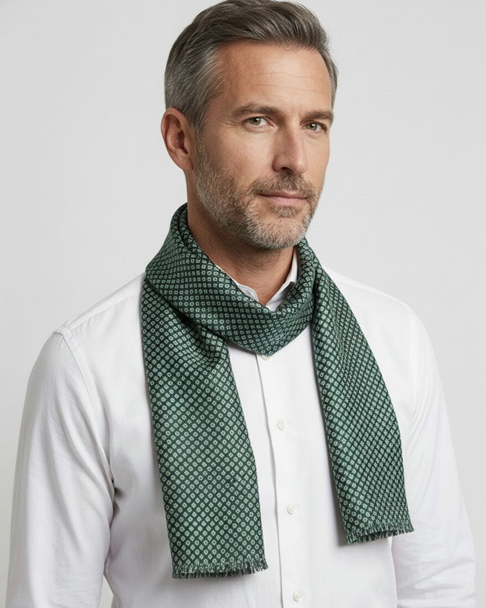 Bufanda - Foulard Verde con Diseño Beige