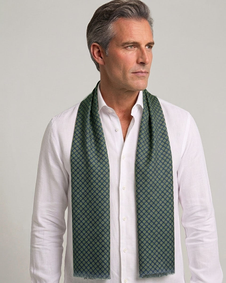 Bufanda - Foulard Verde con Diseño Beige
