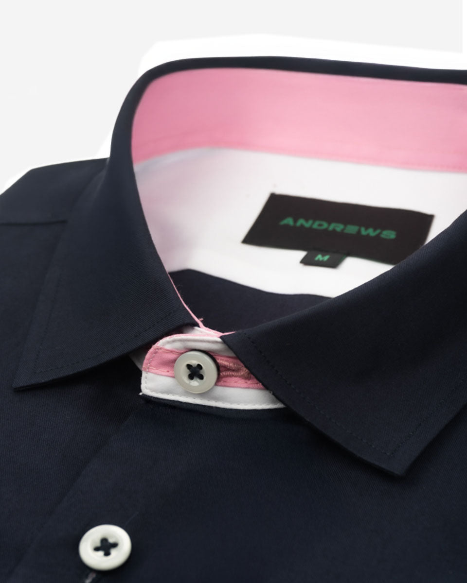 Camisa Casual color Azul con Detalles Rosado en Cuello y Puños