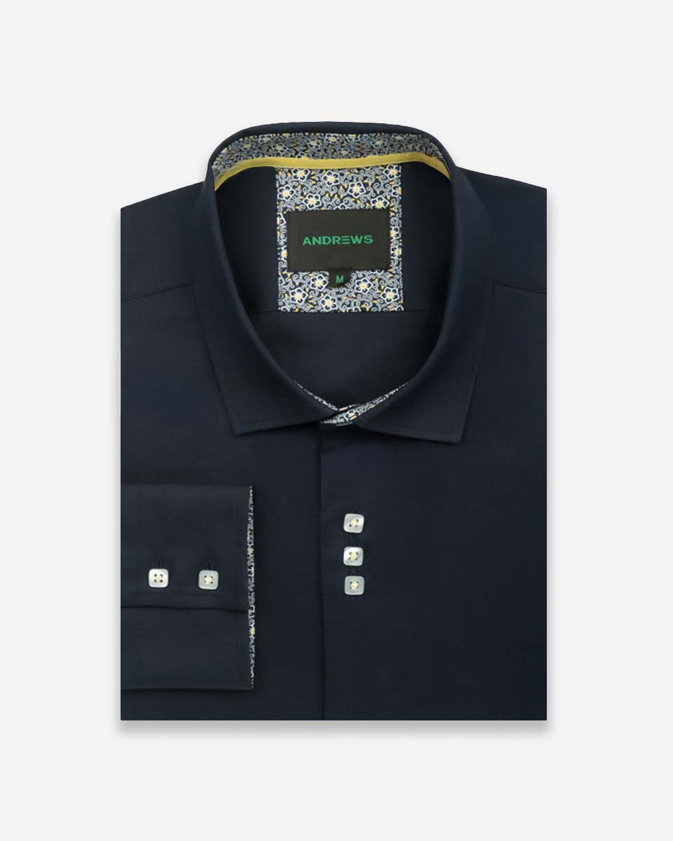 Camisa Casual Azul con Detalles Amarillo en Cuello y Puños