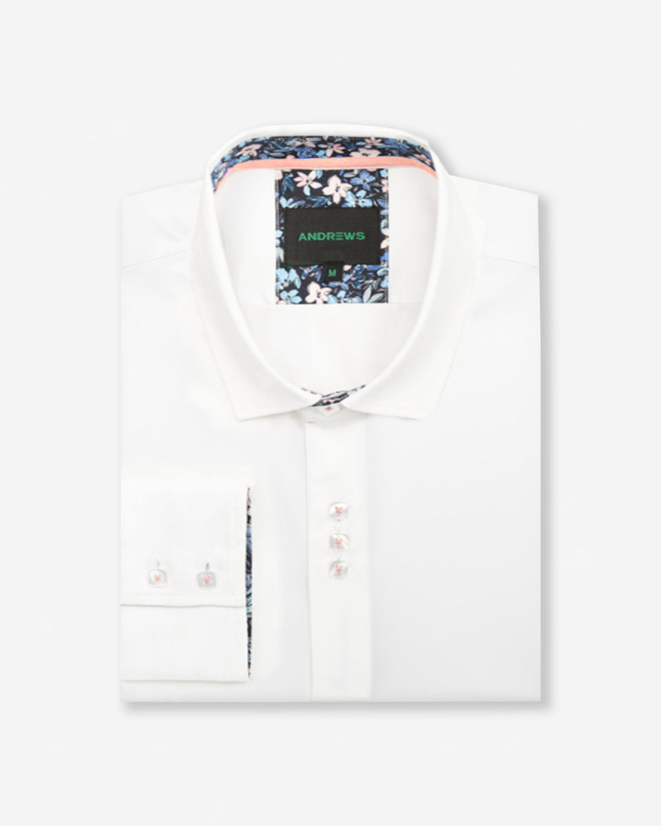 Camisa Casual Blanco con Detalles Rosado en Cuello y Puños
