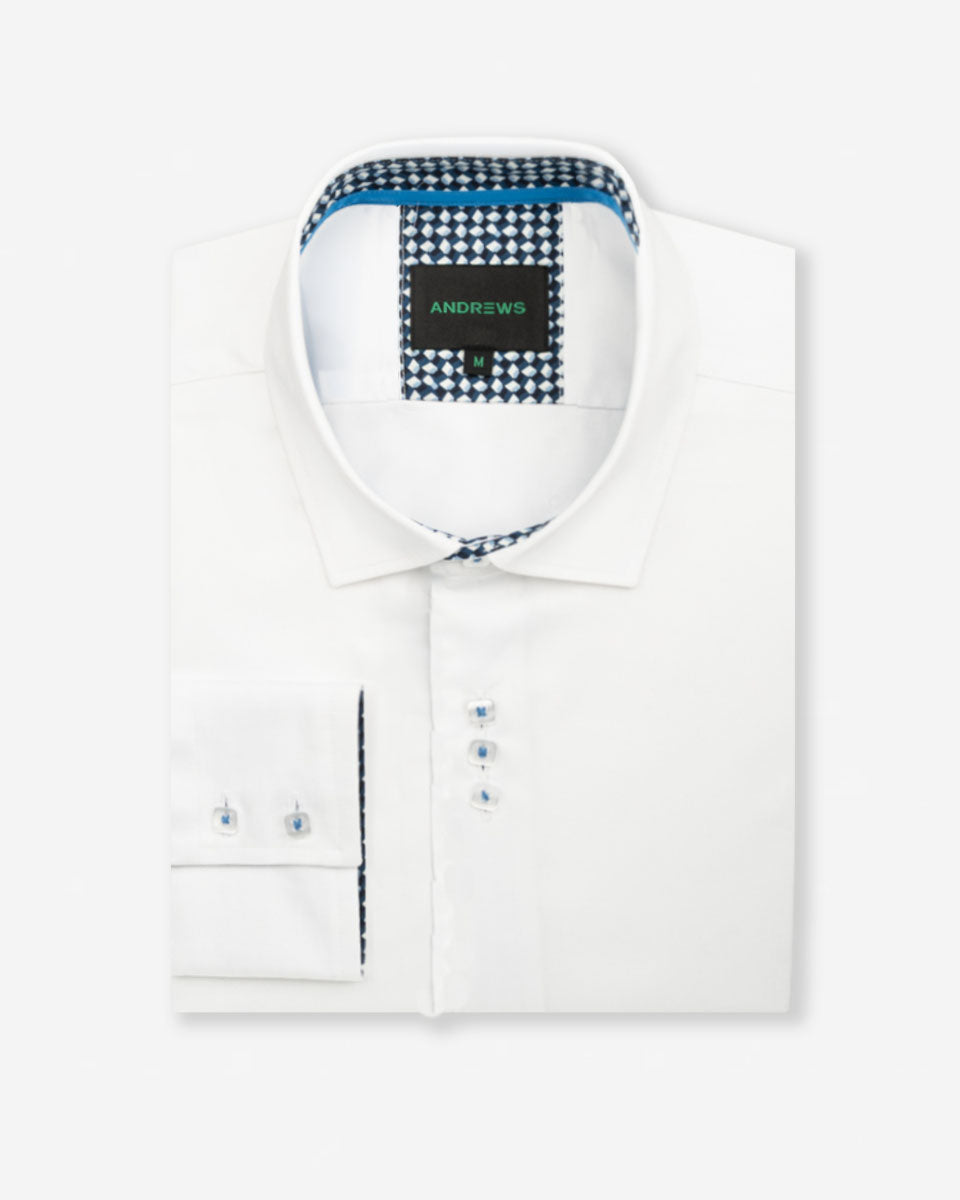 Camisa Casual Blanco con Detalles Azulino en Cuello y Puños