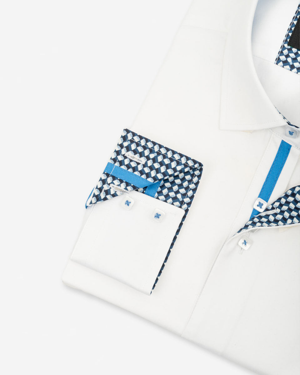 Camisa Casual Blanco con Detalles Azulino en Cuello y Puños