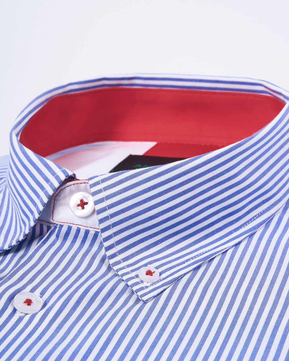 Camisa Casual A Rayas Azul con detalle Rojo