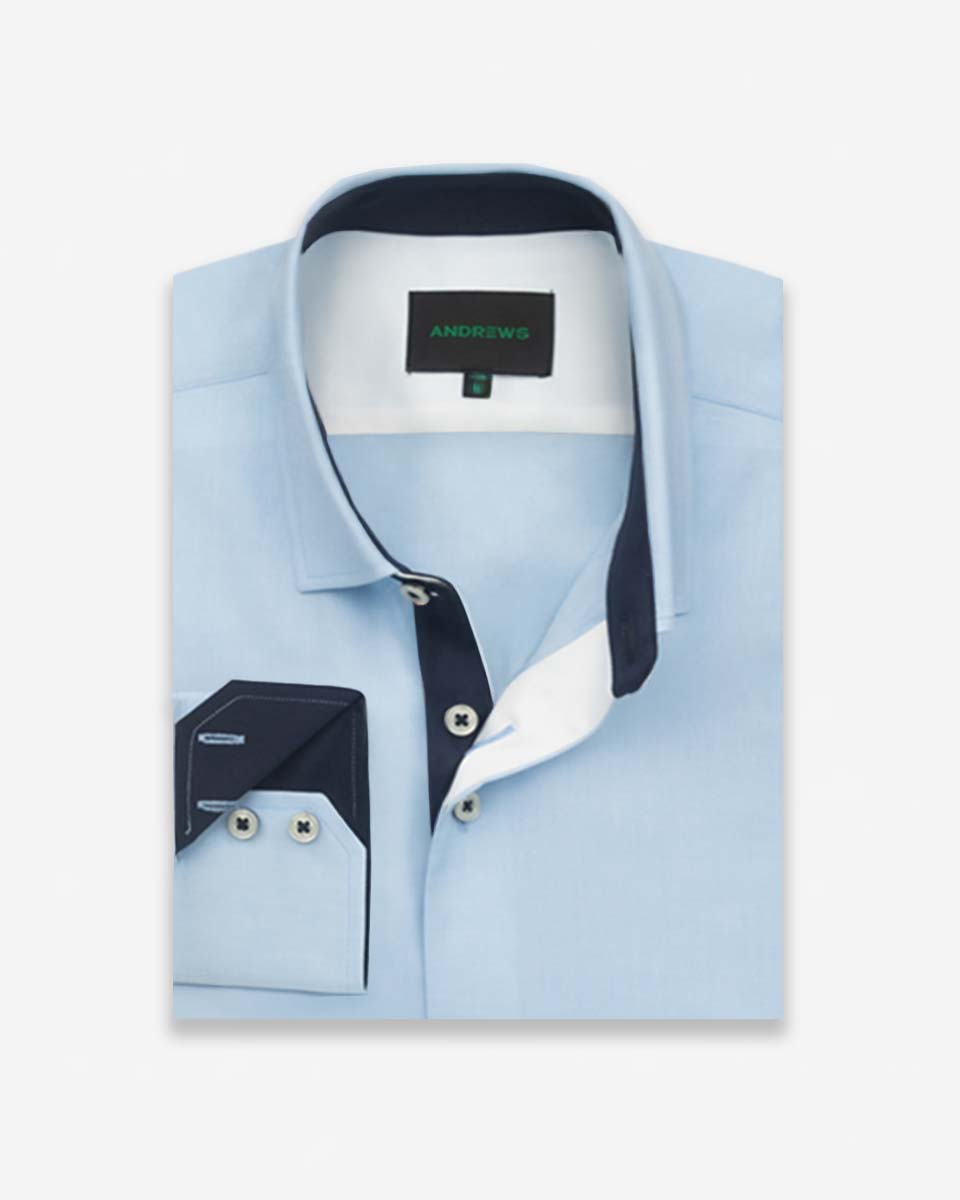 Camisa Casual color Celeste con Detalles Azul en Cuello y Puños