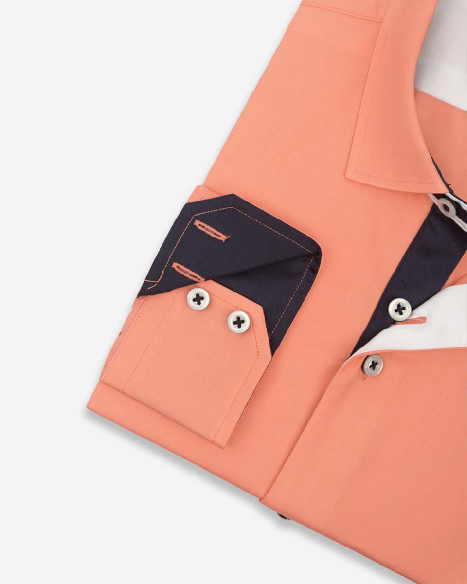 Camisa Casual color Melón con Detalles Azul en Cuello y Puños